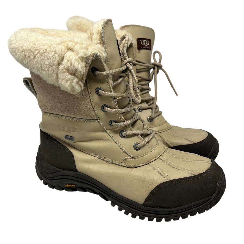 UGG Adirondack II Leather Sherpa Lined Snow Winter Boot 9.5